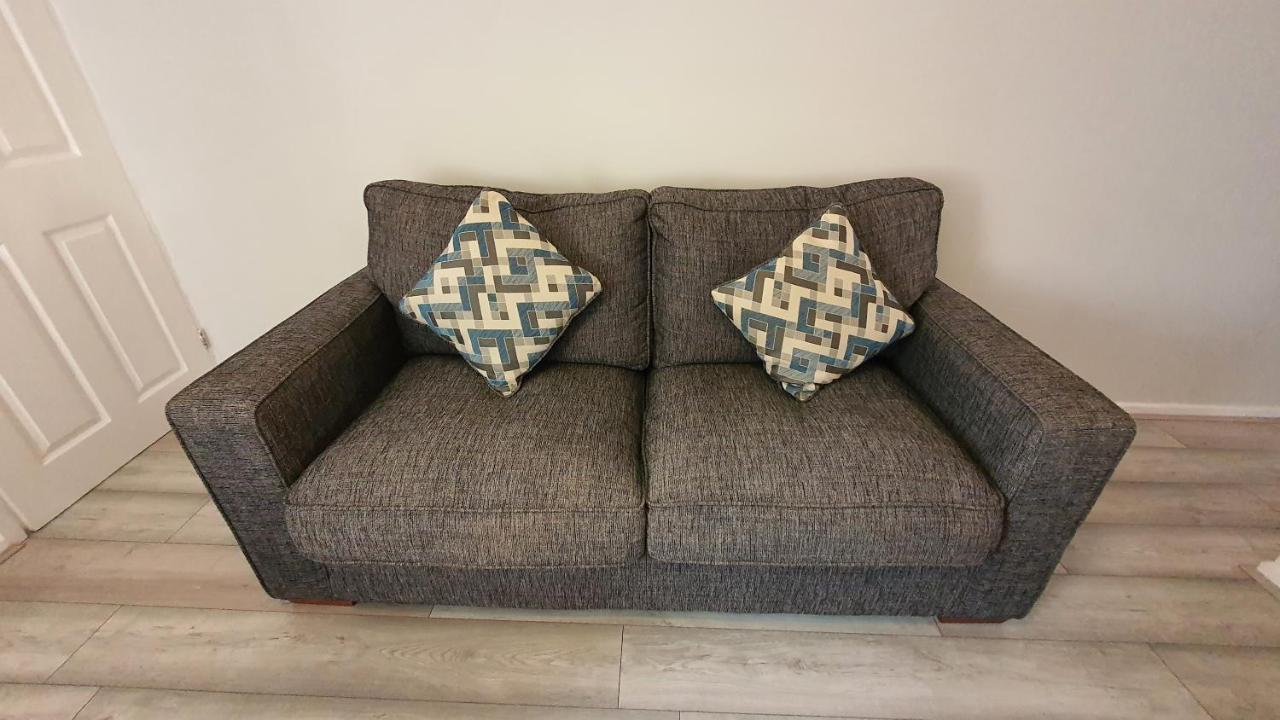 Contractors, City Centre, Parking, 3 Double Rooms, Netflix, Cosy! كوفنتري المظهر الخارجي الصورة